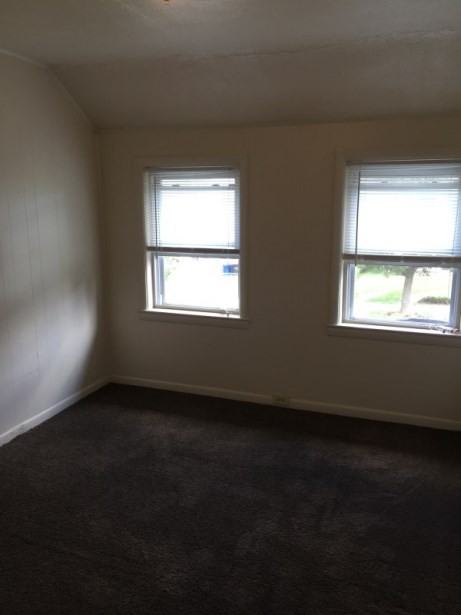 1220 Pine Ln - Photo 3 of 12