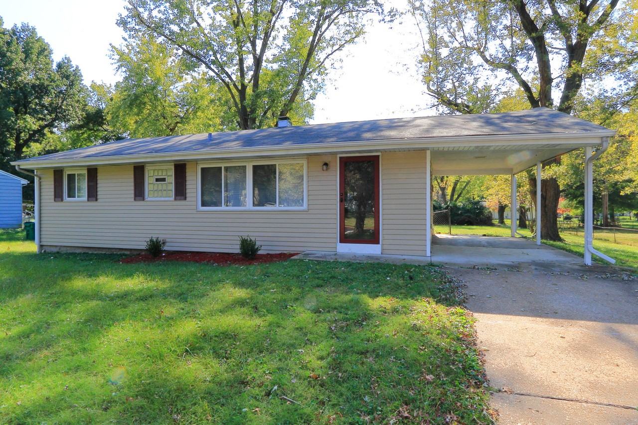 1040 Prigge Rd - Photo 2 of 14