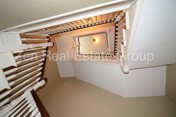 31 Laura St #3 - Photo 2 of 27