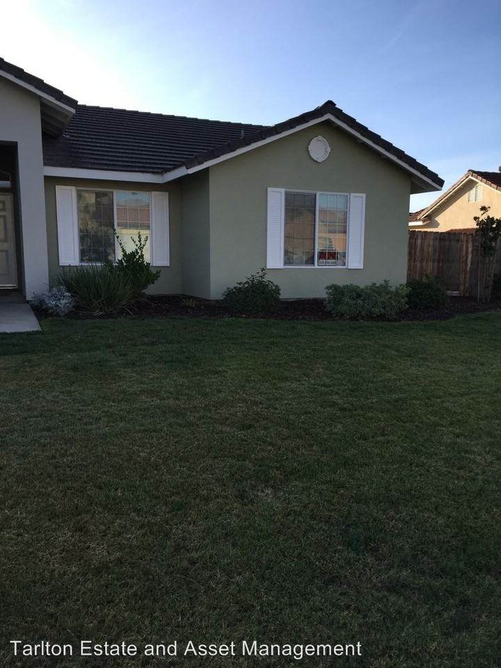 2825 Florence Ave - Photo 2 of 24