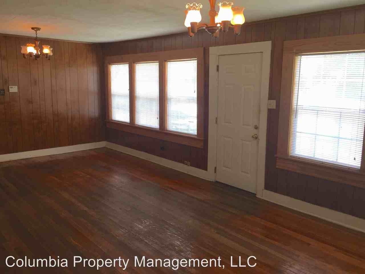 1007 East St - Photo 3 of 12