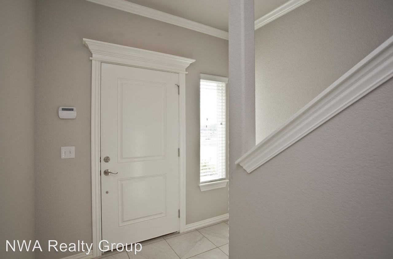 2781 W Kilimanjaro Way - Photo 2 of 20