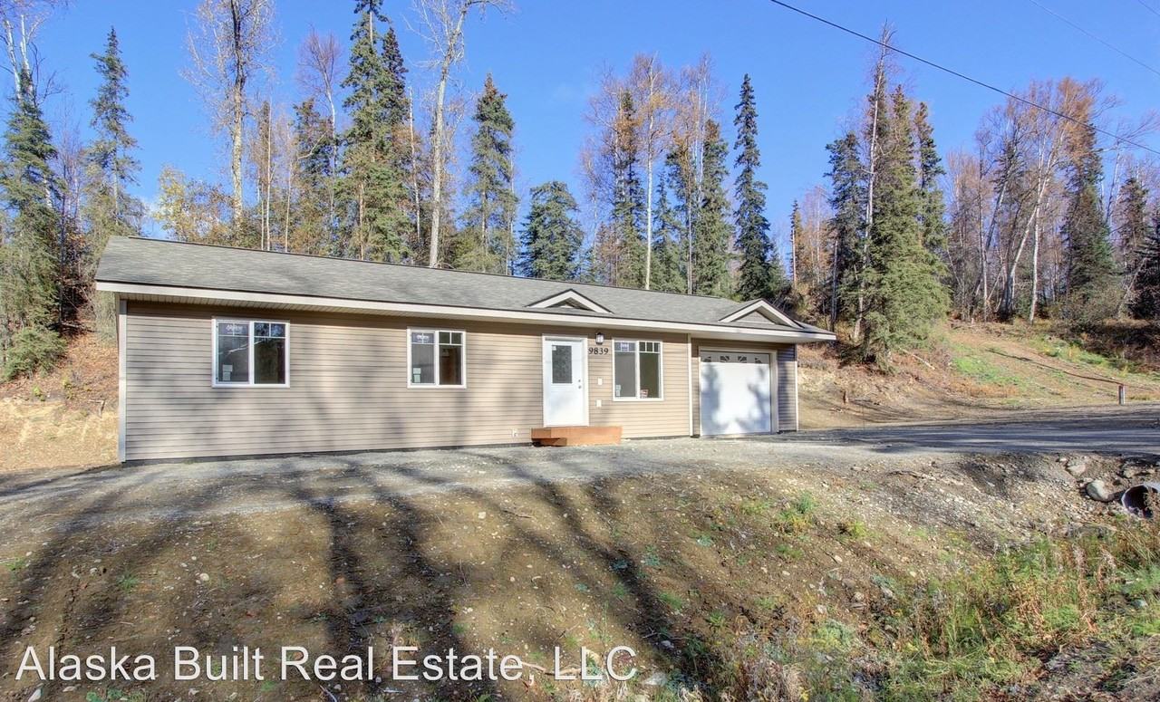 9839 W Fairchild St - Photo 3 of 21