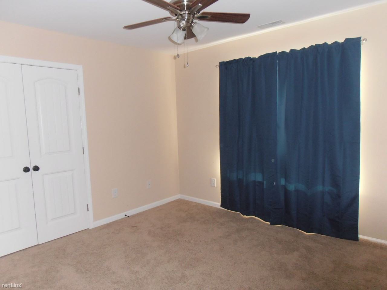 289 Angel Oak Dr - Photo 2 of 10