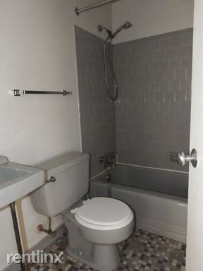 2634 E Northern Pkwy #B - Photo 2 of 6