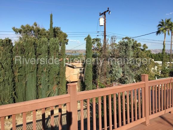 15170 Kingsway Dr - Photo 2 of 4