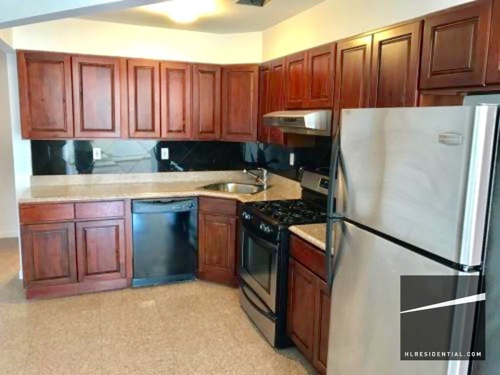 56-75 64th St 3F - Photo 2 of 9