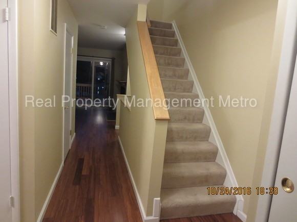 7245 Dockside Ln - Photo 3 of 50