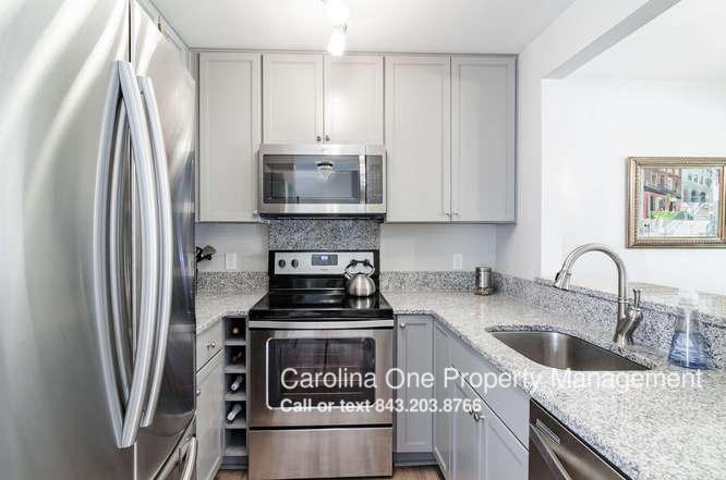 846 Colony Dr - Photo 3 of 22