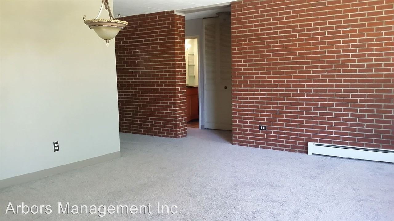 446 Hoodridge Dr #309 - Photo 2 of 10