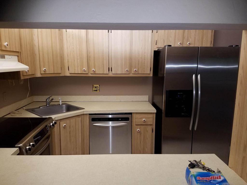 724 Sunny Pine Way - Photo 3 of 8