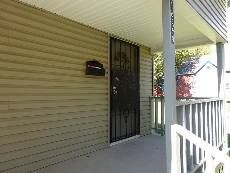 1924 Elmwood Ave - Photo 3 of 23