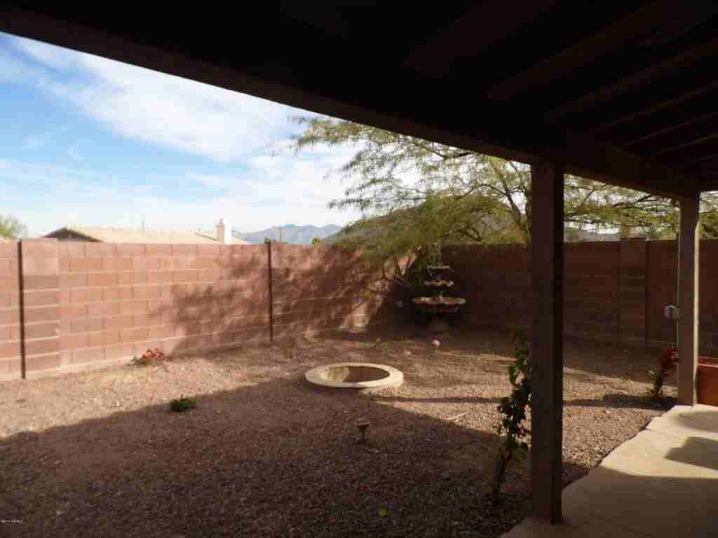 2512 Brandy Crest Dr - Photo 3 of 20