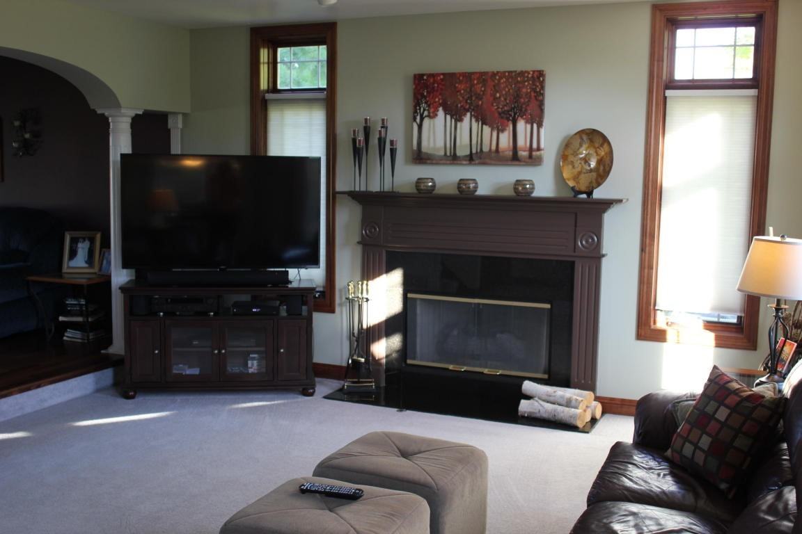 N18W29887 Crooked Creek Rd - Photo 2 of 23