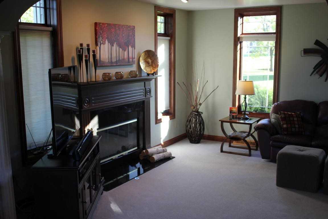 N18W29887 Crooked Creek Rd - Photo 3 of 23