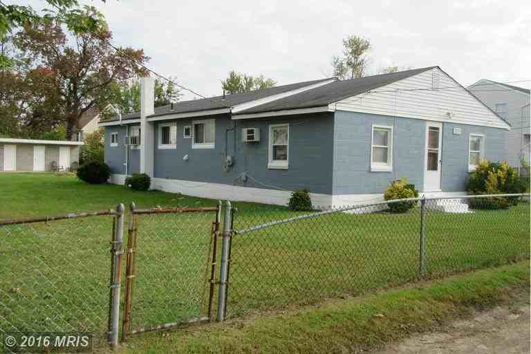 2809 5th St - Photo 2 of 20