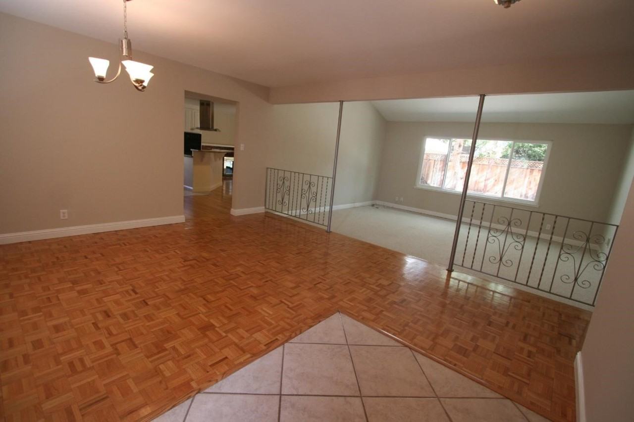 2721 Levin Ct - Photo 2 of 8