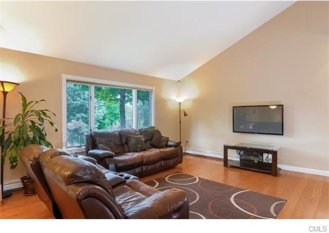 23 Hilldale Rd - Photo 3 of 25