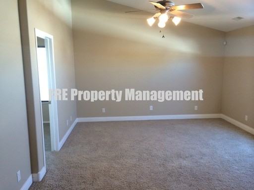 444 S Mitchell Cove - Photo 3 of 21