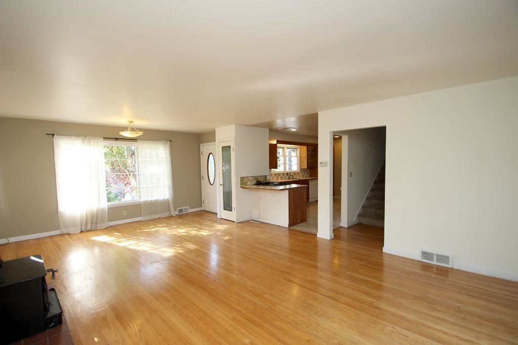 102 Northwest 101st Street #A - Photo 3 of 9