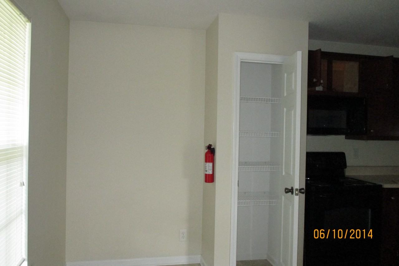 S. 7th St. Town Homes - Photo 3 of 10
