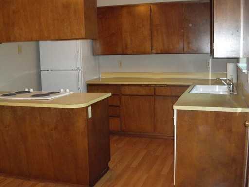 4025 Spruce St - Photo 2 of 5