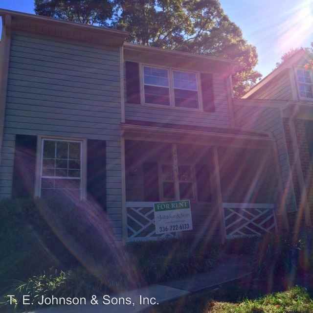 2904 Windy Ridge Dr - Photo 2 of 14