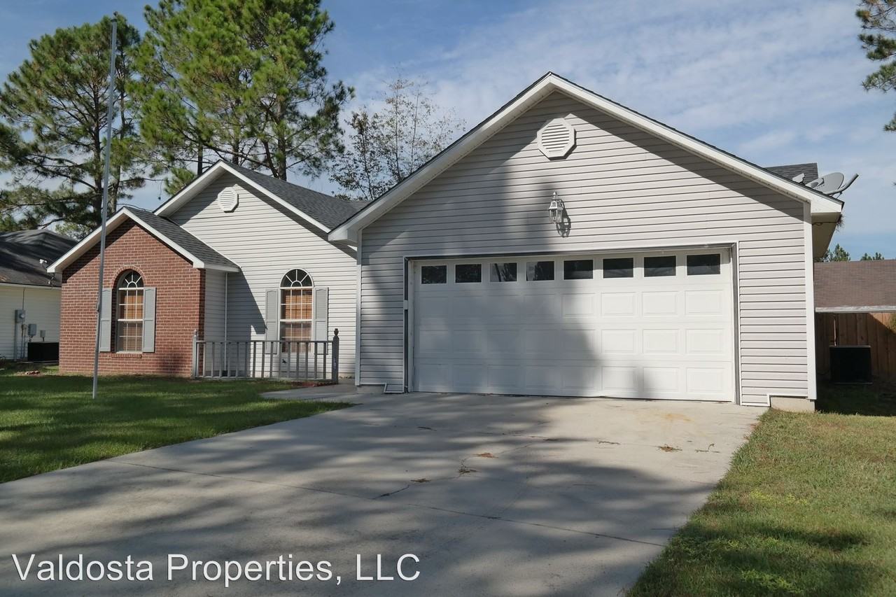 99-1 Pine Breeze Ct - Photo 2 of 11