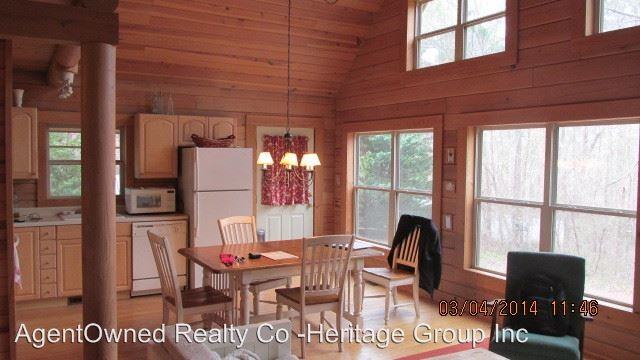 368 Suwanee Dr - Photo 2 of 9