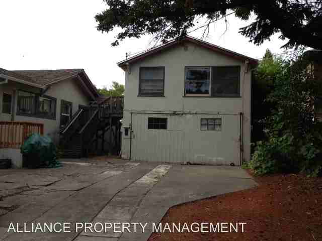 140 Ridgway Ave - Photo 2 of 8