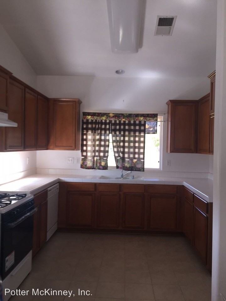 7818 Morningdew Way - Photo 2 of 4