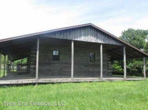 570 S Eagle Ave - Photo 2 of 7