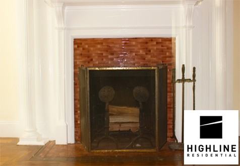 Columbus Ave & W 80th St