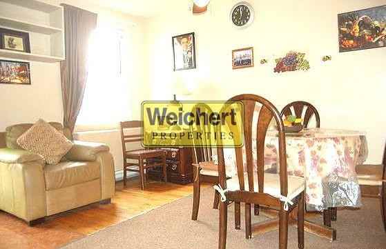 1818 Trafalgar Pl - Photo 3 of 10