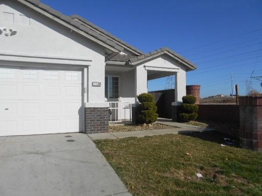 7738 Dersingham Dr - Photo 2 of 8