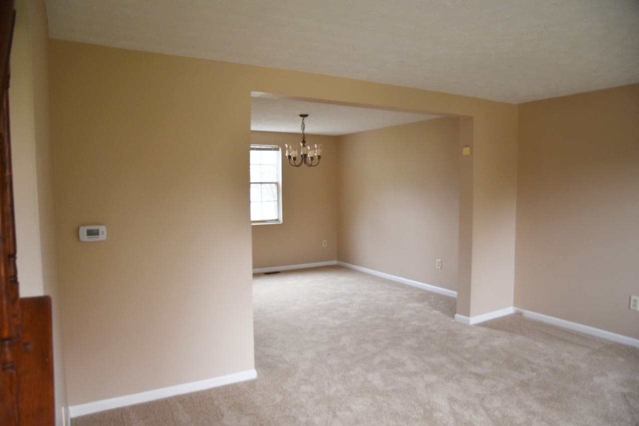 6378 Barnside Dr - Photo 3 of 10