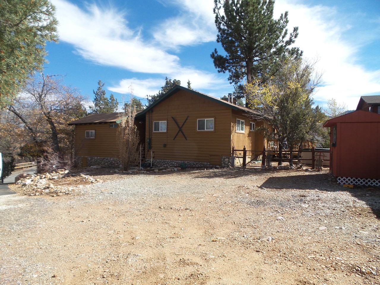 687 Villa Grove Ave - Photo 2 of 28