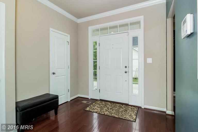 8802-8894 Screech Owl Ct - Photo 2 of 24