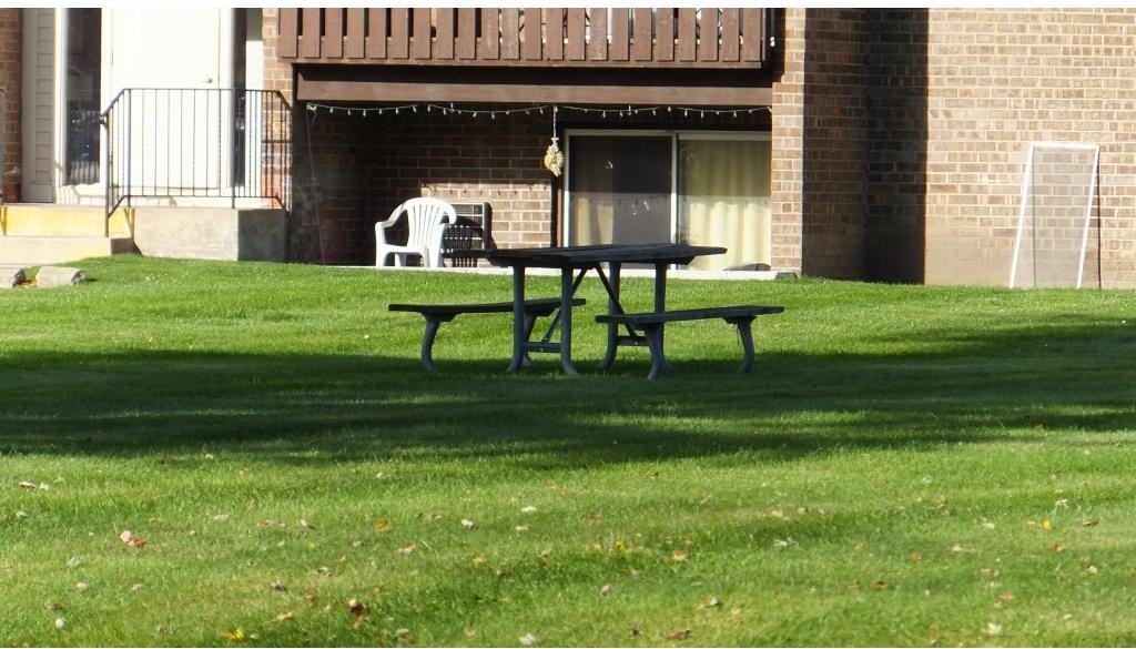 Riviera Apartments of Toledo - Photo 3 of 11