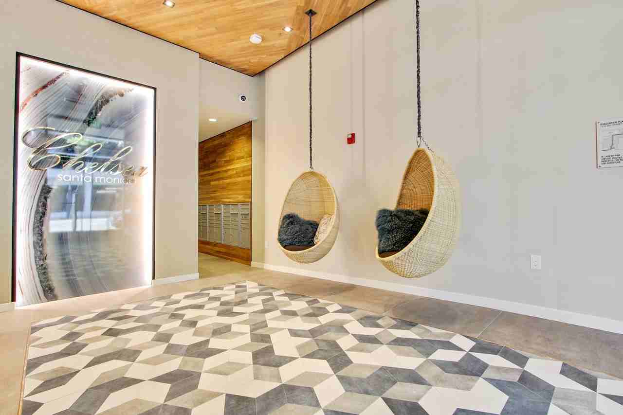 Chelsea - Photo 3 of 47