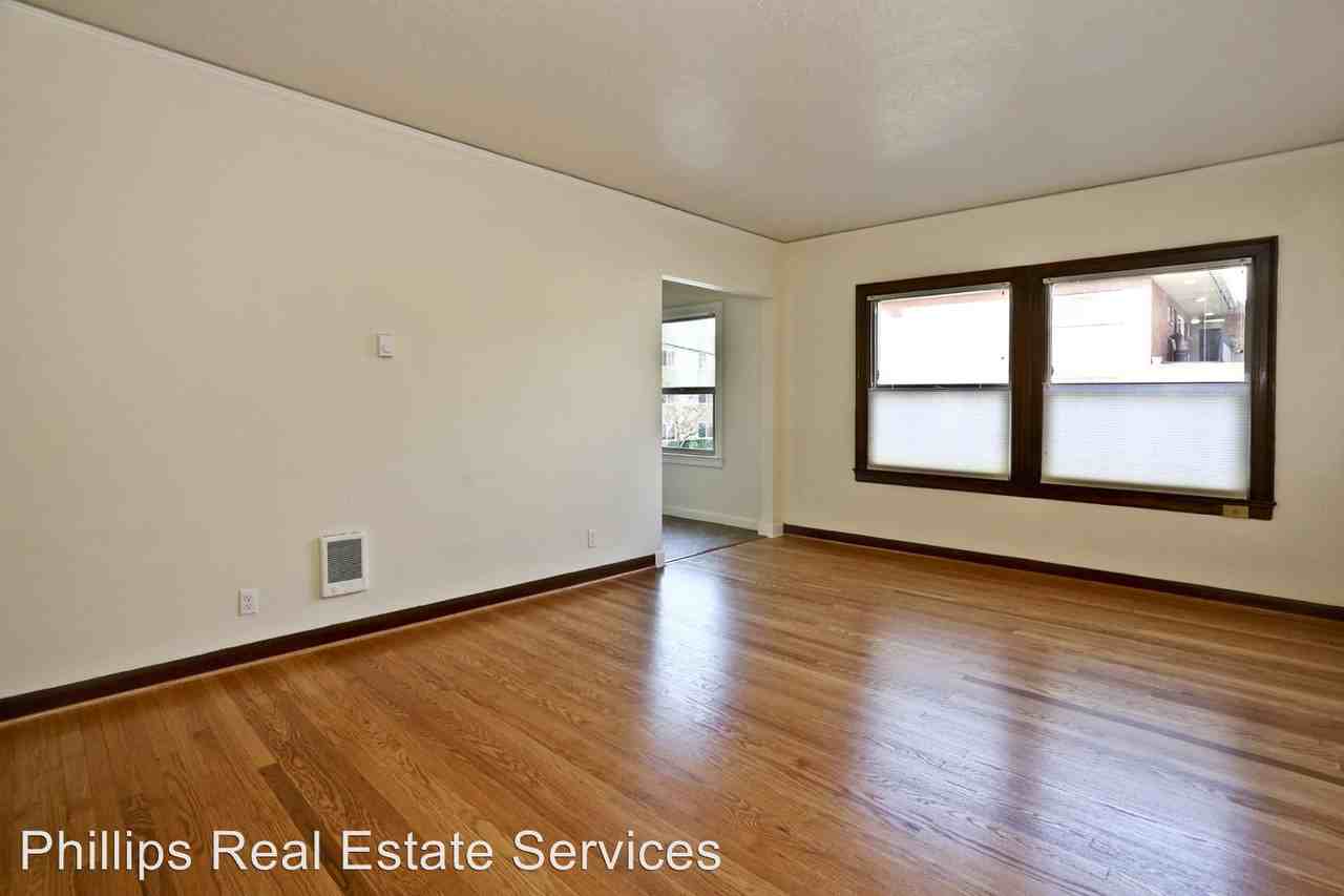 507 Harvard Ave E - Photo 3 of 16