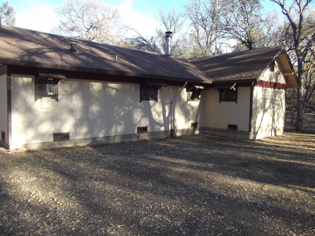 17535 Dibble Creek Rd - Photo 2 of 3