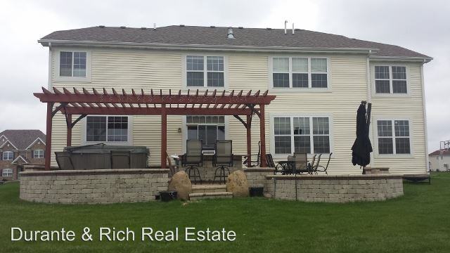 2568 Hastings Ln - Photo 2 of 31