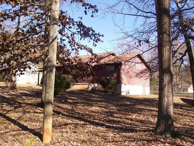 55 Meadowbrook Dr - Photo 3 of 23