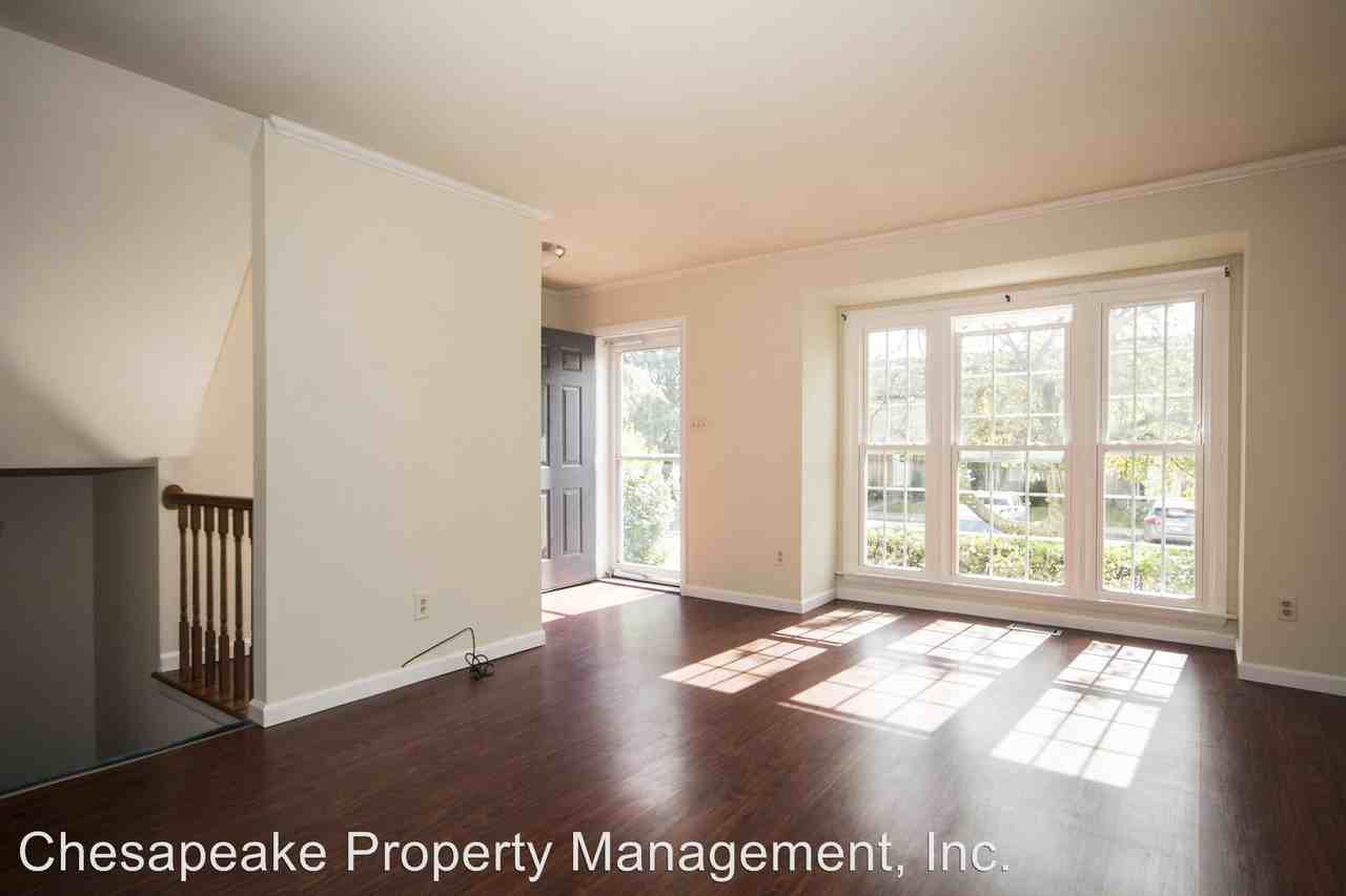 306 Talbot Ct - Photo 2 of 14