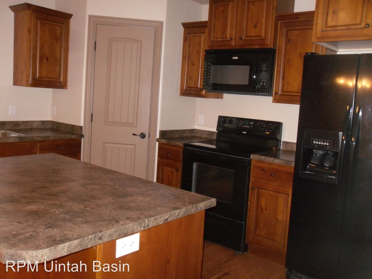 454 W 190 S - Photo 2 of 5