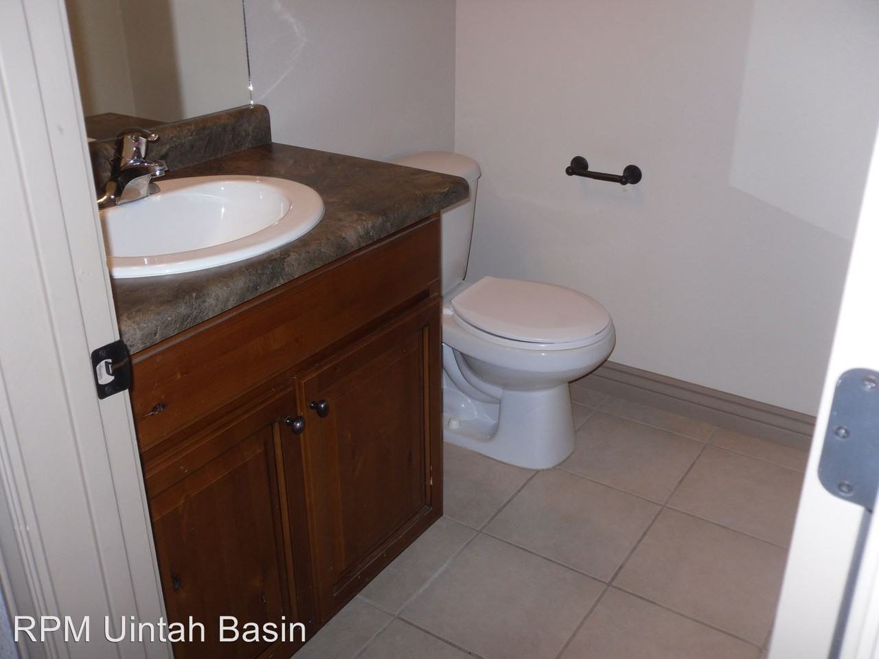 454 W 190 S - Photo 3 of 5