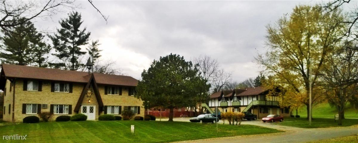 Chalet North II Apartments - Photo 2 of 11