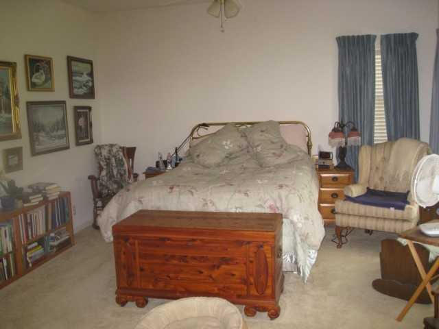 15686 Brenda Way - Photo 3 of 8