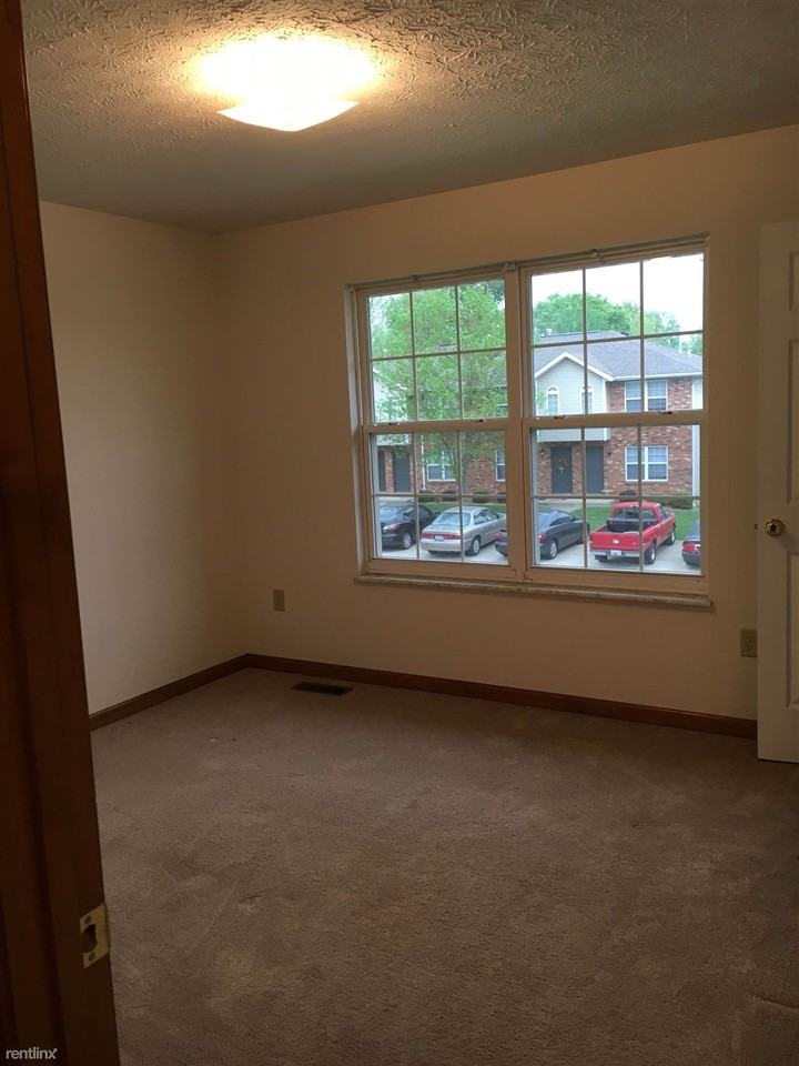 13 Peartree Ln - Photo 2 of 6